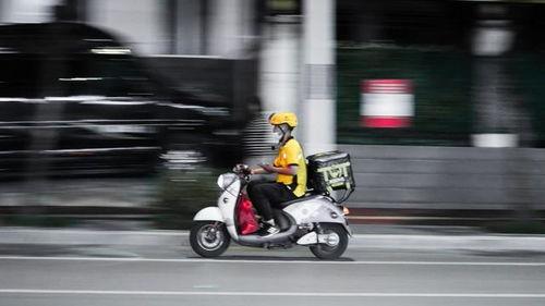 昆明外卖员最新爆料,配送压力山大，安全堪忧