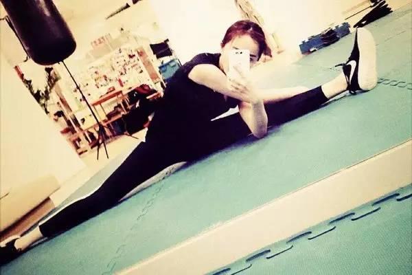 明星大长腿练,明星大长腿的塑形之道